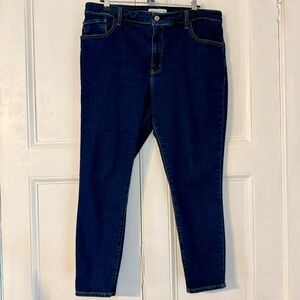 Abercrombie & Fitch The Super Skinny Ankle High Rise Jeans - Size 18/34R
